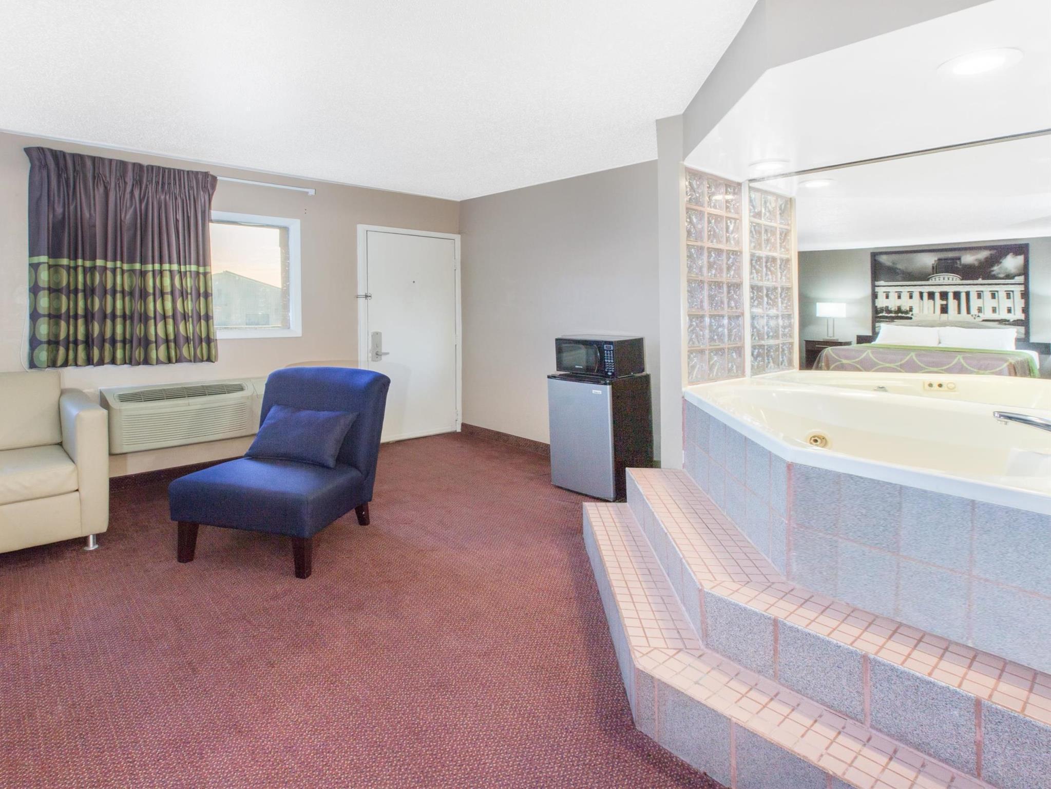 Super 8 By Wyndham Millbury/Toledo Hotel Eksteriør billede